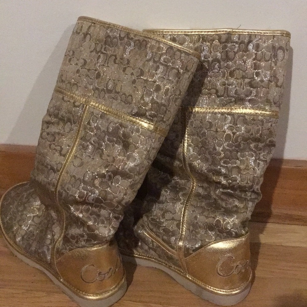 Coach boots